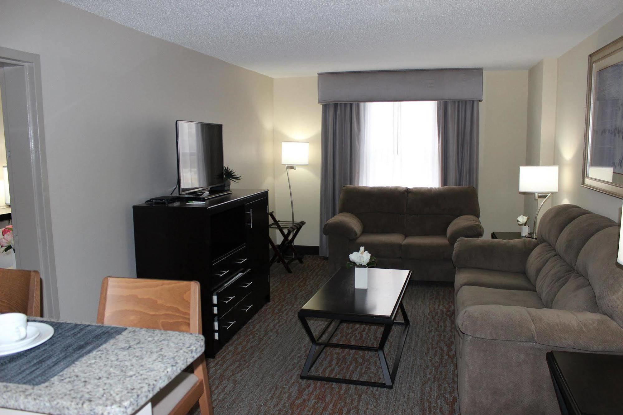 Holiday Inn Hotel Atlanta-Northlake, A Full Service Hotel Tucker Exteriér fotografie